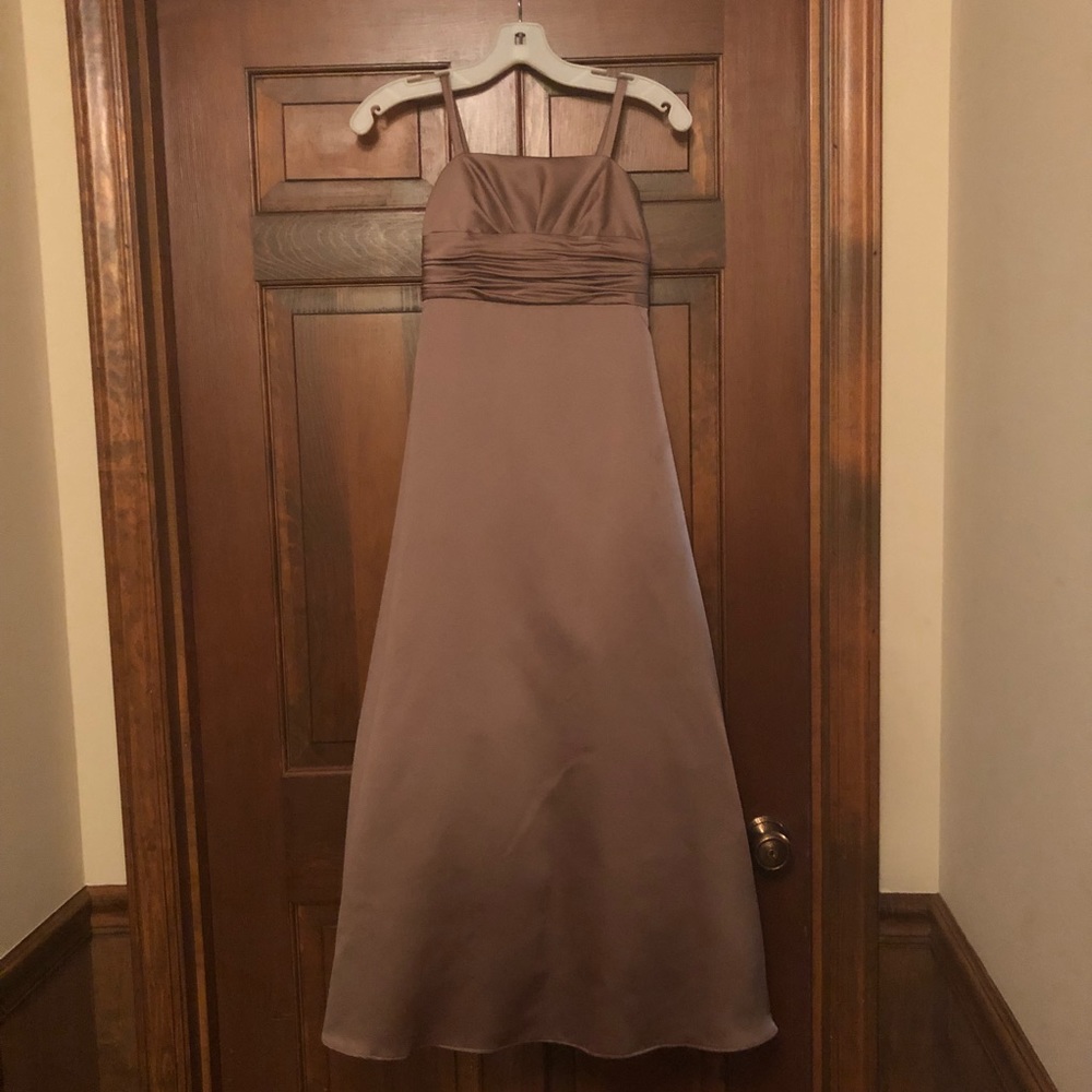David’s Bridal Girl’s Satin Sweetheart Ball Gown